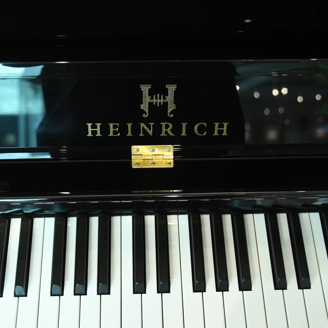 Heinrich HU-110 Upright Piano -  Black - Image 3