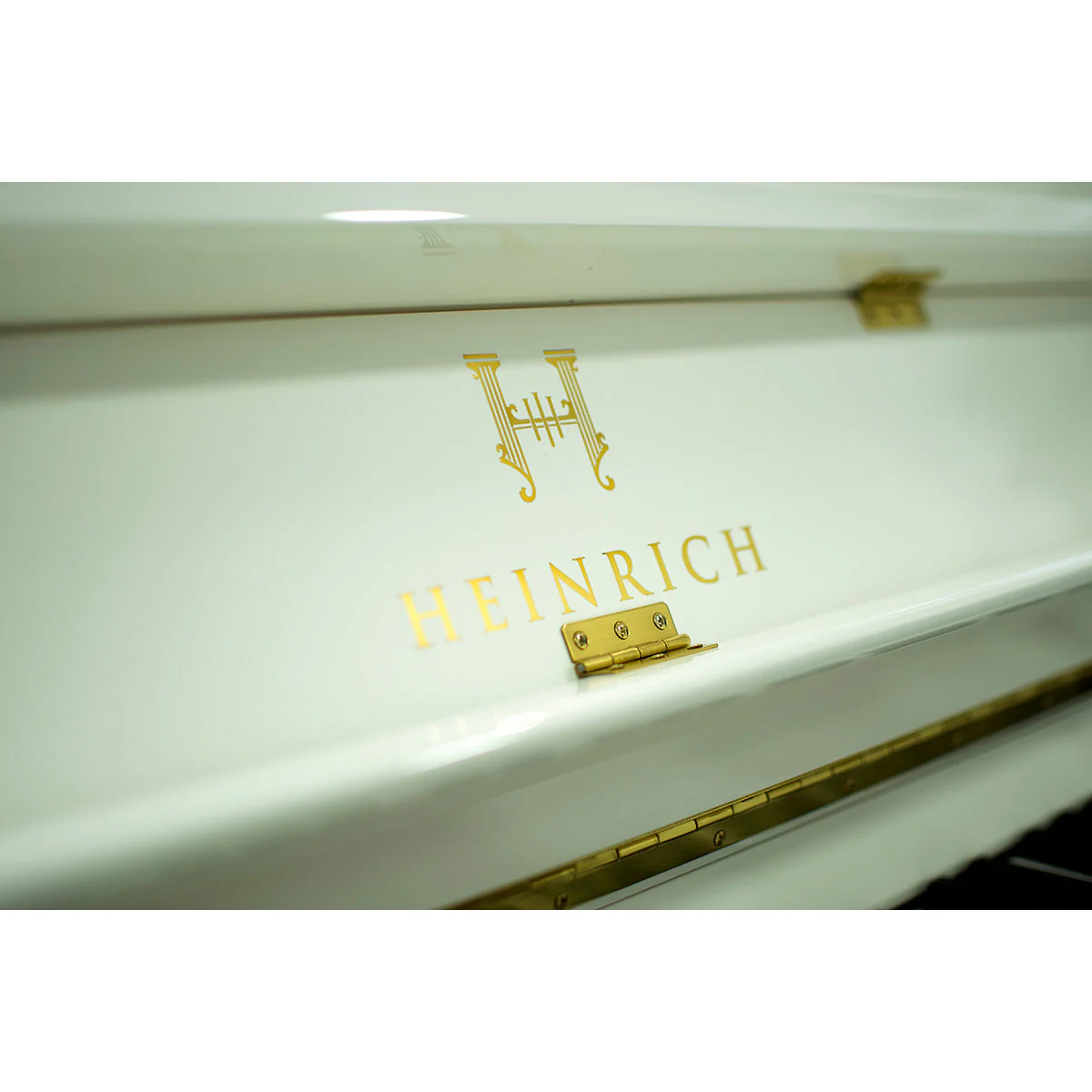 Heinrich HU‑110 Upright Piano – Polished White - Image 10