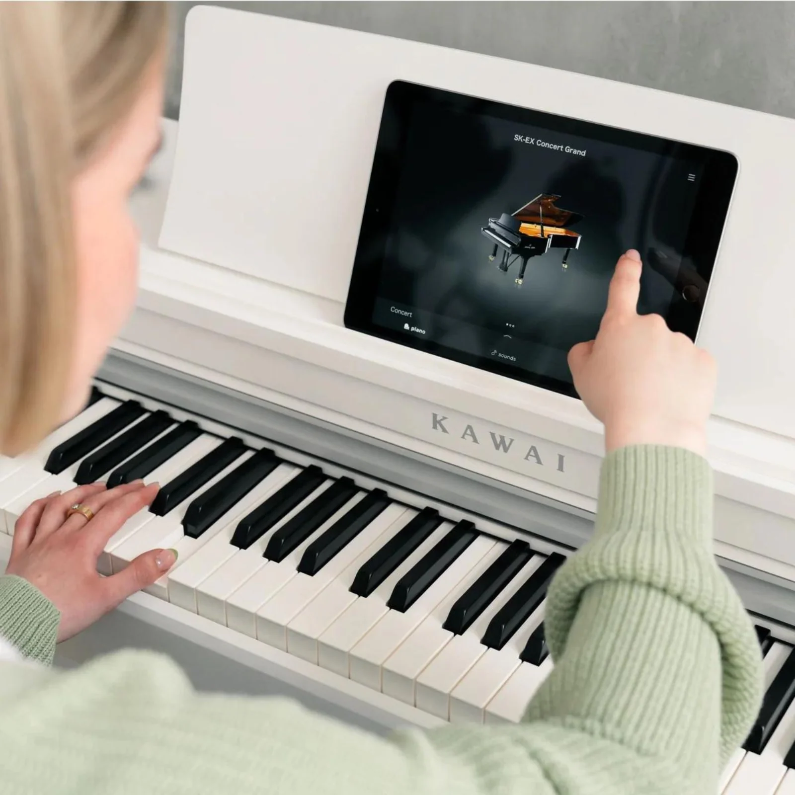 Kawai CN201W Digital Piano - White - Image 4