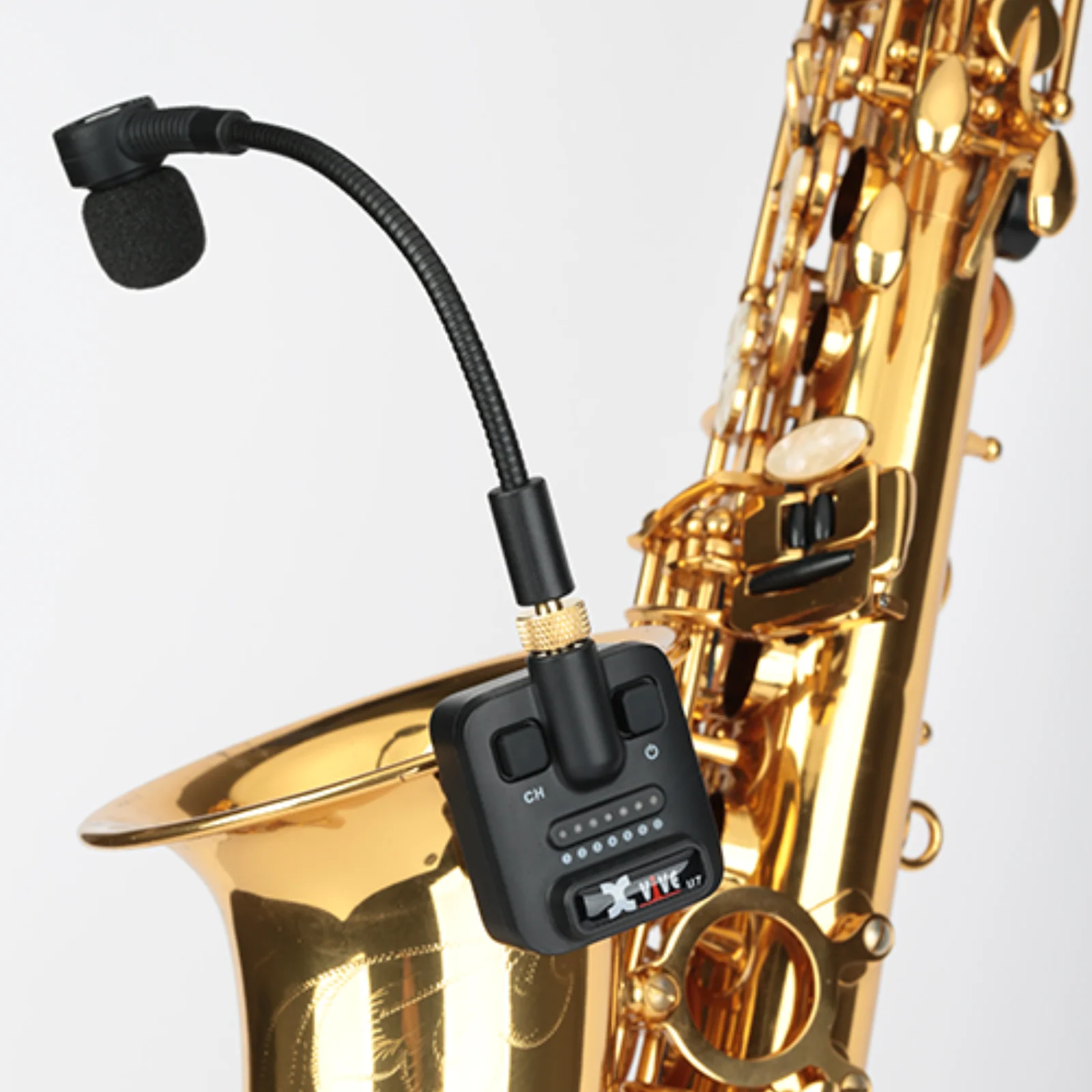 Xvive U7 Saxophone and Trumpet Wireless System - Image 4